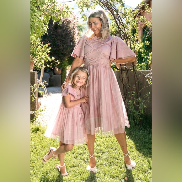 NWT Ivy City Co Tara Blush Tulle Dress Size Medium - Picture 2 of 7